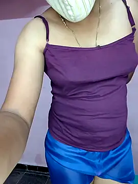 Snapshot of Tamil_Shalini_Lustyy chatting on 18, 9, 2025 Tamil Shalini Lustyy online show from 18, 9, 2025