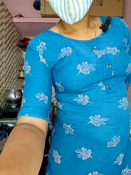 Snapshot of Tamil_Shalini_Lustyy chatting on 17, 9, 2025 Tamil Shalini Lustyy online show from 17, 9, 2025