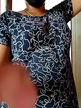 Snapshot of Tamil_Shalini_Lustyy chatting on 3, 10, 2025 Tamil Shalini Lustyy online show from 3, 10, 2025