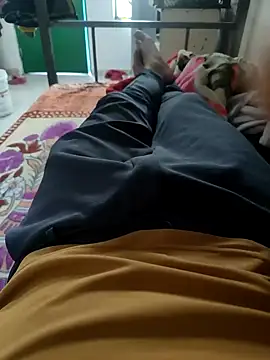 Snapshot of shale26 chatting on 2, 1, 2025 shale26 online show from 2, 1, 2025