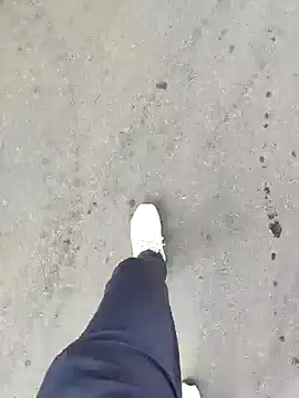 Snapshot of shale26 chatting on 10, 12, 2024 shale26 online show from 10, 12, 2024