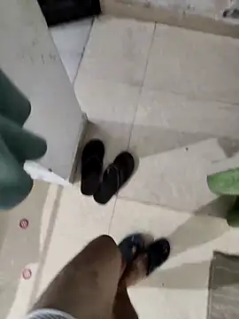 Snapshot of shale26 chatting on 15, 3, 2025 shale26 online show from 15, 3, 2025