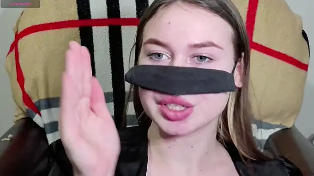 Mikki5P online show from 20, 1, 2025