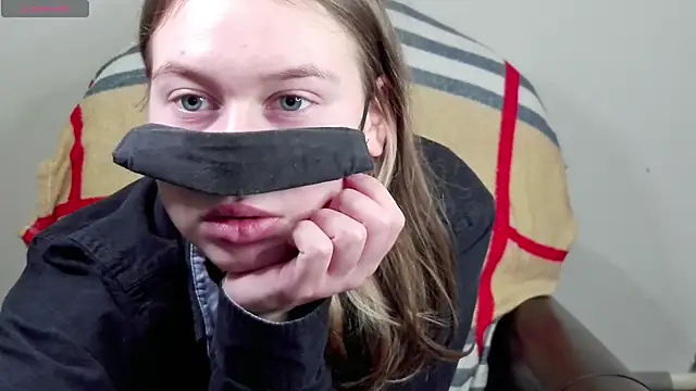 Mikki5P online show from 11, 2, 2025