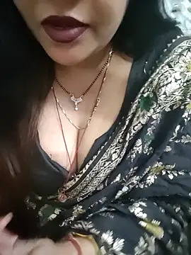 Snapshot of Mayuri77 chatting on 27, 5, 2026 Mayuri77 online show from 27, 5, 2026