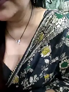 Snapshot of Mayuri77 chatting on 2, 6, 2026 Mayuri77 online show from 2, 6, 2026