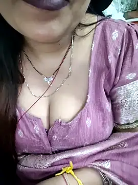Snapshot of Mayuri77 chatting on 28, 5, 2026 Mayuri77 online show from 28, 5, 2026