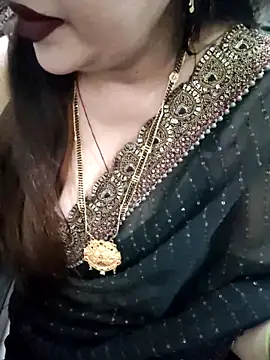 Snapshot of Mayuri77 chatting on 7, 2, 2026 Mayuri77 online show from 7, 2, 2026