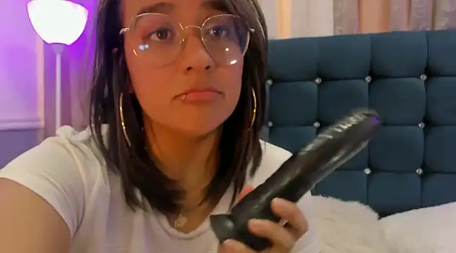 Pandoracherry online show from 10, 3, 2025