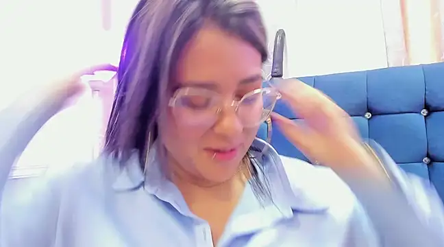 Pandoracherry online show from 2, 3, 2025