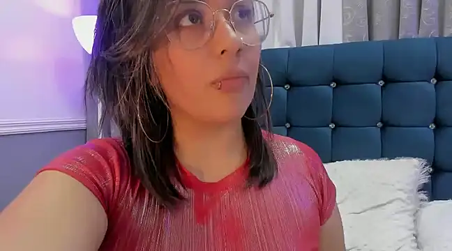 Pandoracherry online show from 9, 3, 2025