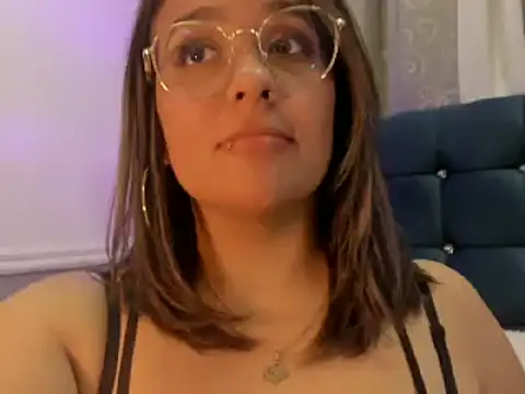 Pandoracherry online show from 17, 3, 2025