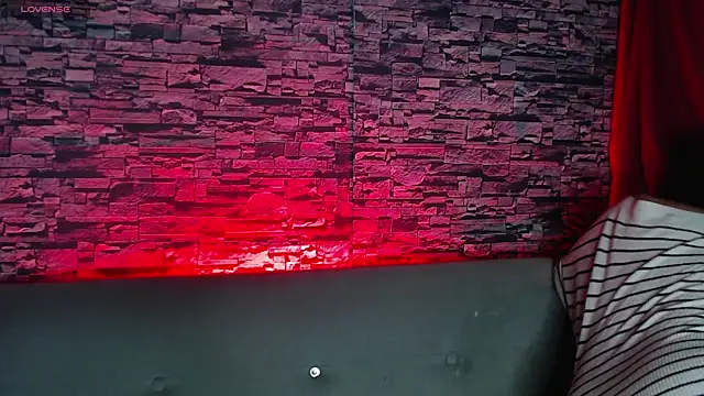 sofi bronw online show from 18, 3, 2025