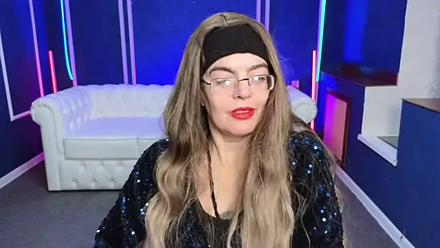 Rose Noir online show from 12, 12, 2024