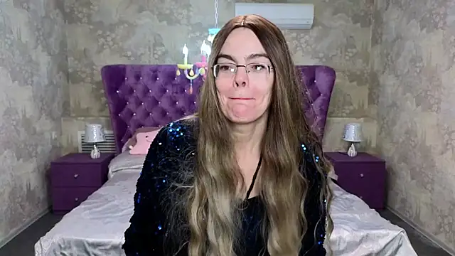 Rose Noir online show from 13, 12, 2024