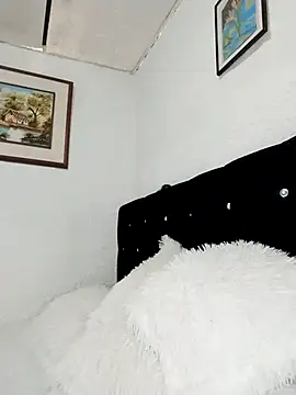 ElizabethWeil online show from 20, 11, 2025