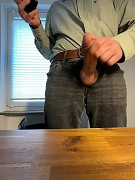 Snapshot of dirtyeeedii chatting on 11, 11, 2025 dirtyeeedii online show from 11, 11, 2025