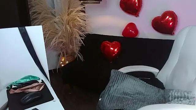 salome drasin online show from 14, 2, 2026