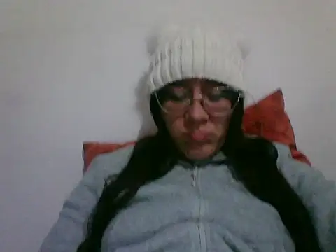 Darkness jones  online show from 6, 2, 2026