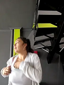 LIZ-06  online show from 13, 3, 2025