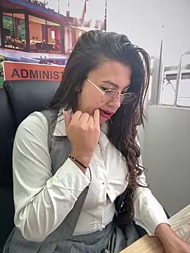 LIZ-06  online show from 27, 11, 2025