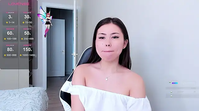 Snapshot of may_mia chatting on 12, 10, 2025 may mia online show from 12, 10, 2025