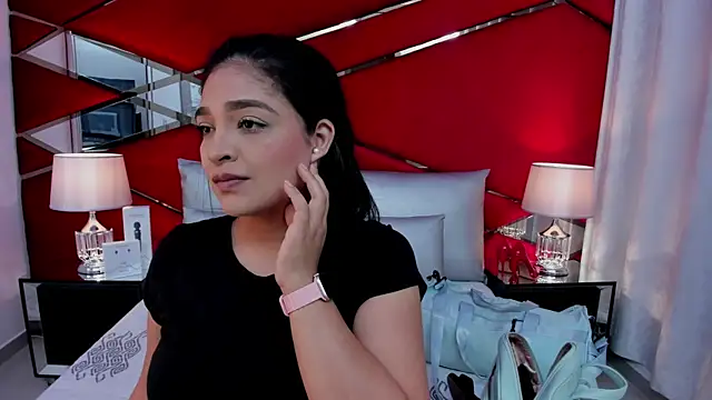 AdeleGray online show from 7, 10, 2025