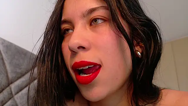 lia  Suummer online show from 13, 3, 2025