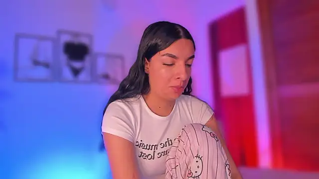 Snapshot of 777AylinZ chatting on 9, 3, 2026 777AylinZ online show from 9, 3, 2026