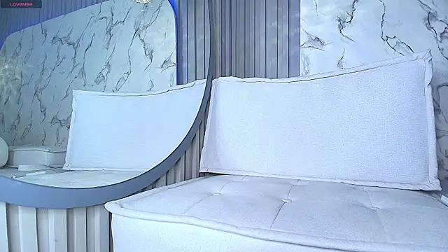 Franchesca De Luca online show from 21, 3, 2025