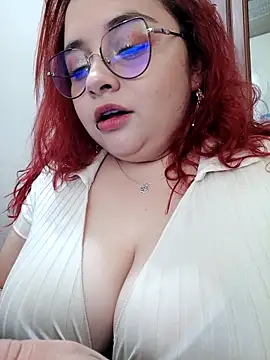 CURVY-HORNY online show from 14, 4, 2026