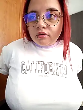 CURVY-HORNY online show from 26, 2, 2025