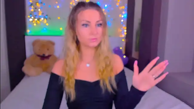  UrLexxly online show from 12, 10, 2025