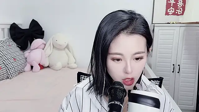 XINXINh online show from 9, 1, 2025