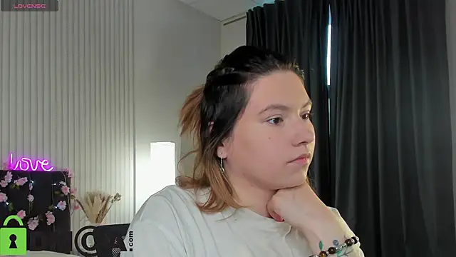 Bonni Meiz online show from 15, 4, 2026