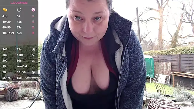 KasiaPrivat online show from 28, 2, 2025