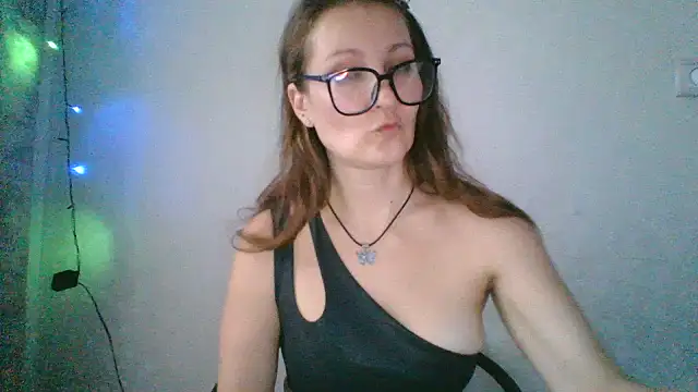 Snapshot of Yulia777 chatting on 1, 12, 2025 Yulia777 online show from 1, 12, 2025