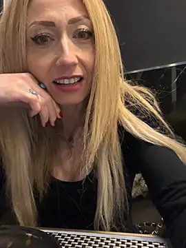 harleyejoker1 online show from 24, 2, 2025