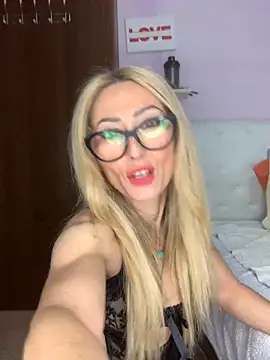 harleyejoker1 online show from 26, 10, 2025