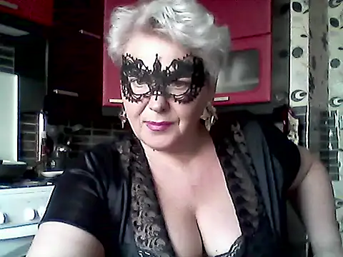 Lisa Suzie online show from 31, 3, 2026