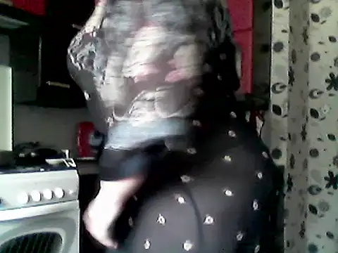 Lisa Suzie online show from 24, 9, 2025