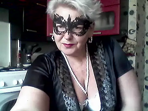 Lisa Suzie online show from 18, 3, 2026