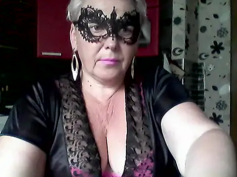 Lisa Suzie online show from 16, 6, 2026