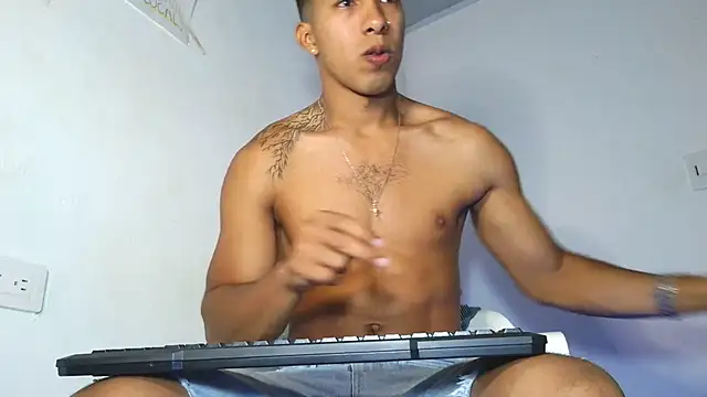 maximo vega newv online show from 8, 3, 2026