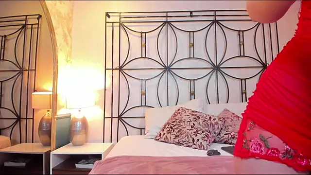 Pamela Johnsonn online show from 10, 10, 2025