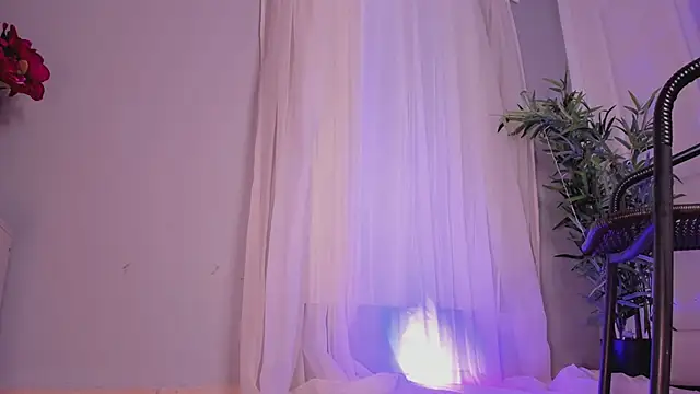 Snapshot of Lia_Sweett_ chatting on 19, 3, 2025 Lia Sweett online show from 19, 3, 2025