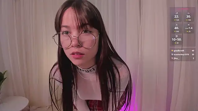 Lia Sweett  online show from 5, 1, 2026