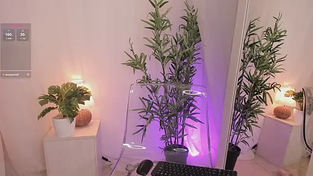 Snapshot of Lia_Sweett_ chatting on 22, 9, 2025 Lia Sweett online show from 22, 9, 2025