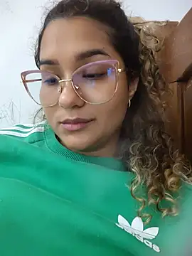 Snapshot of BrendaGirs chatting on 13, 7, 2026 BrendaGirs online show from 13, 7, 2026