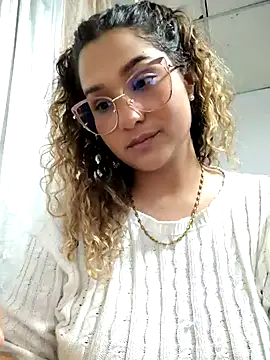 BrendaGirs online show from 17, 11, 2025